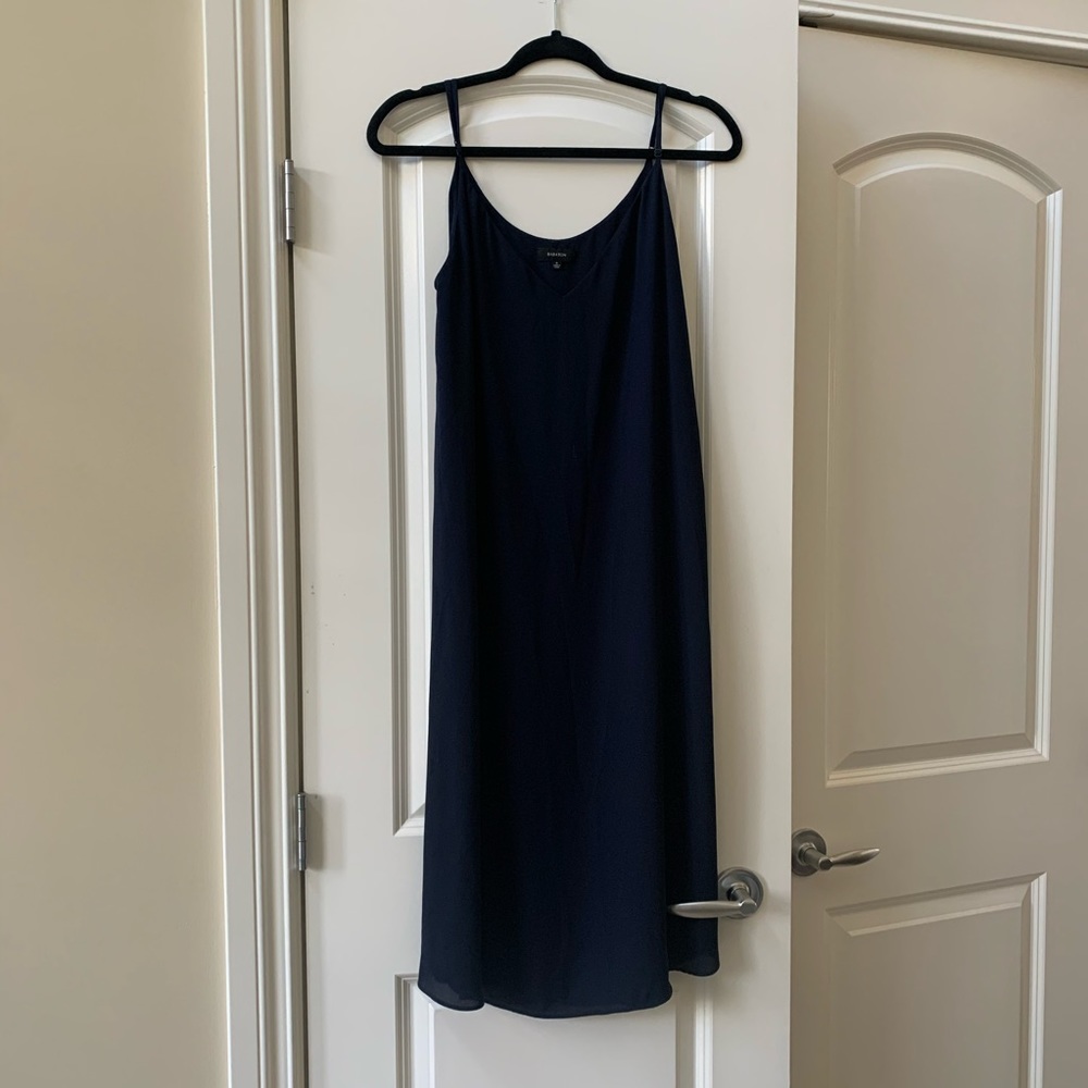 Babaton midi dress in navy size M